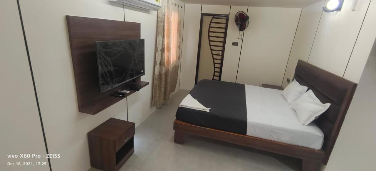 Krish Garden Villa Chidambaram Luaran gambar