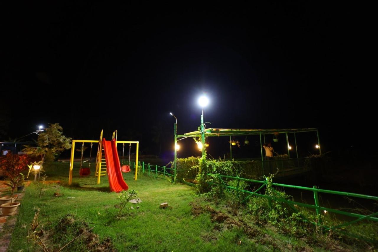 Krish Garden Villa Chidambaram Luaran gambar